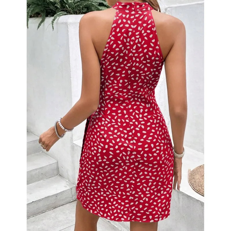 Vestido Curto Sem Manga de Bolinha Plissado