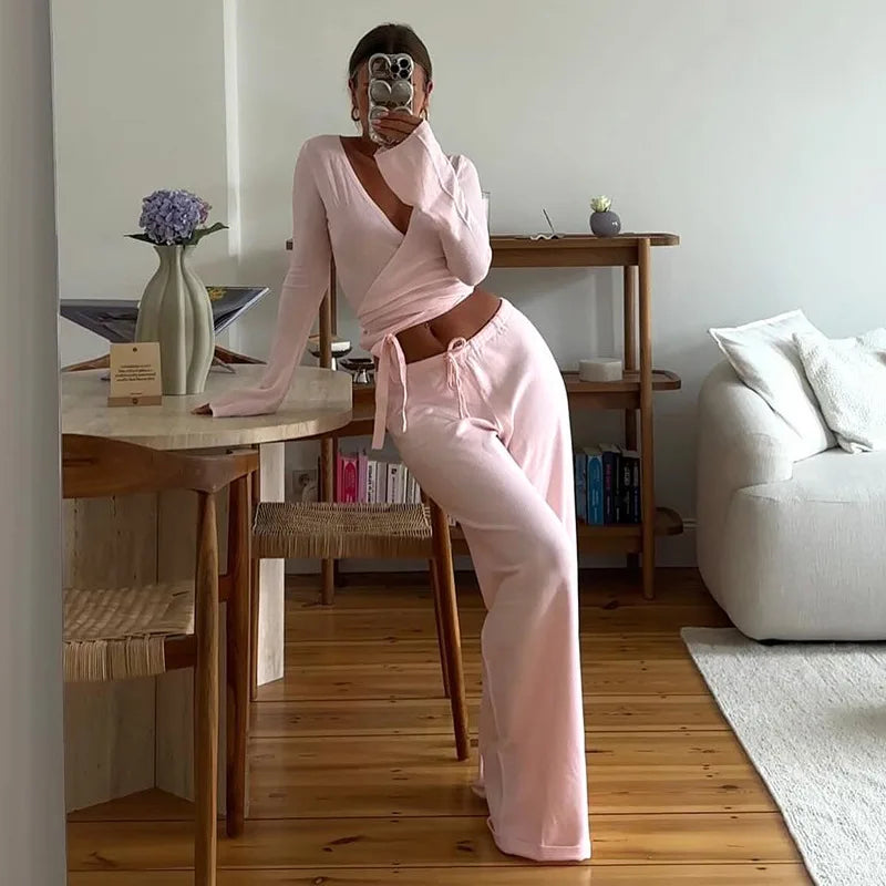 Conjunto de Duas Peças Manga Flare e Calça Solta