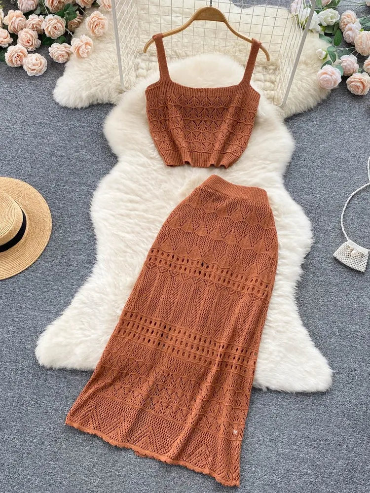 Conjunto Feminino Tricot Regata e Saia