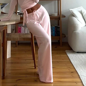 Conjunto de Duas Peças Manga Flare e Calça Solta
