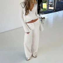 Conjunto de Duas Peças Manga Flare e Calça Solta