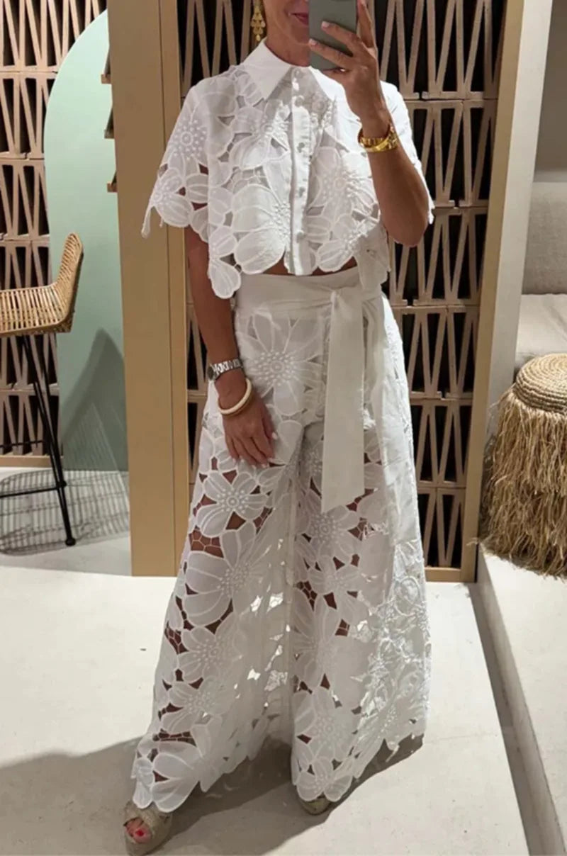 Conjunto Feminino Casual de Blusa de Renda e Calça Pantalona